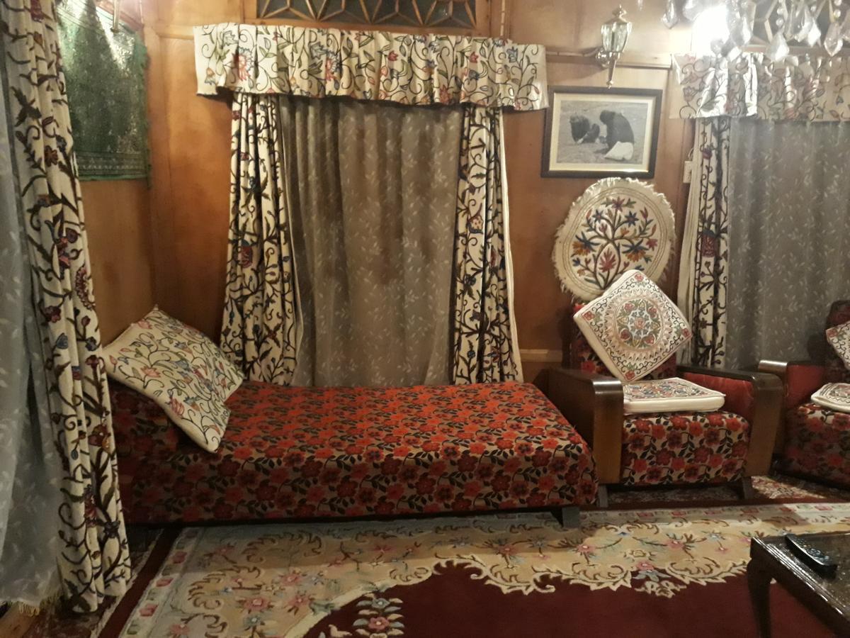 Heritage Geneva House Boat 3* Srinagar (Jammu and Kashmir)